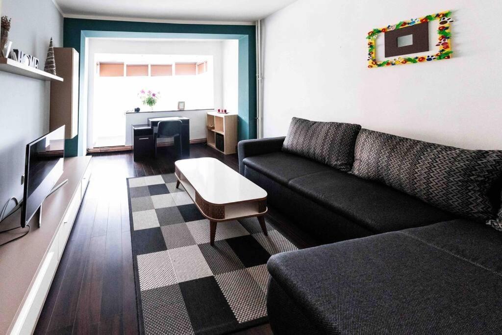 דירות Apartament טימישוארה מראה חיצוני תמונה